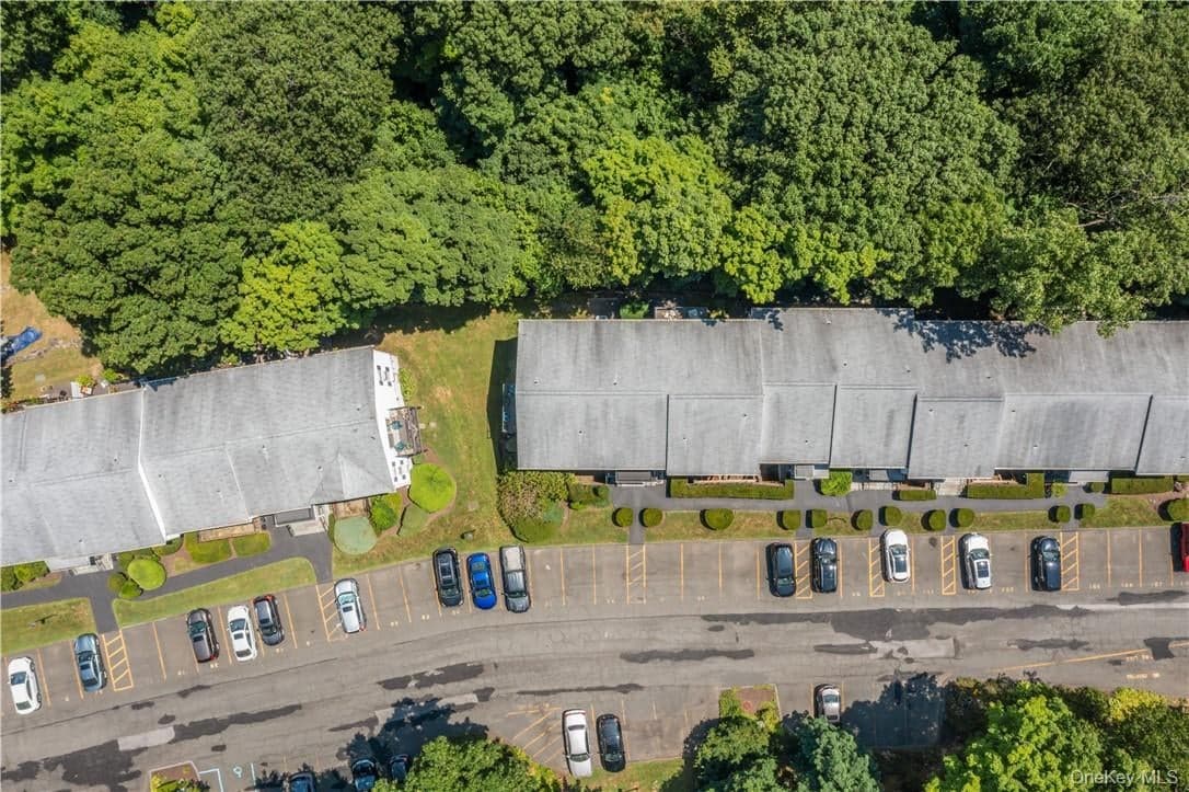 315 Woodland Hills Road thumbnail 19