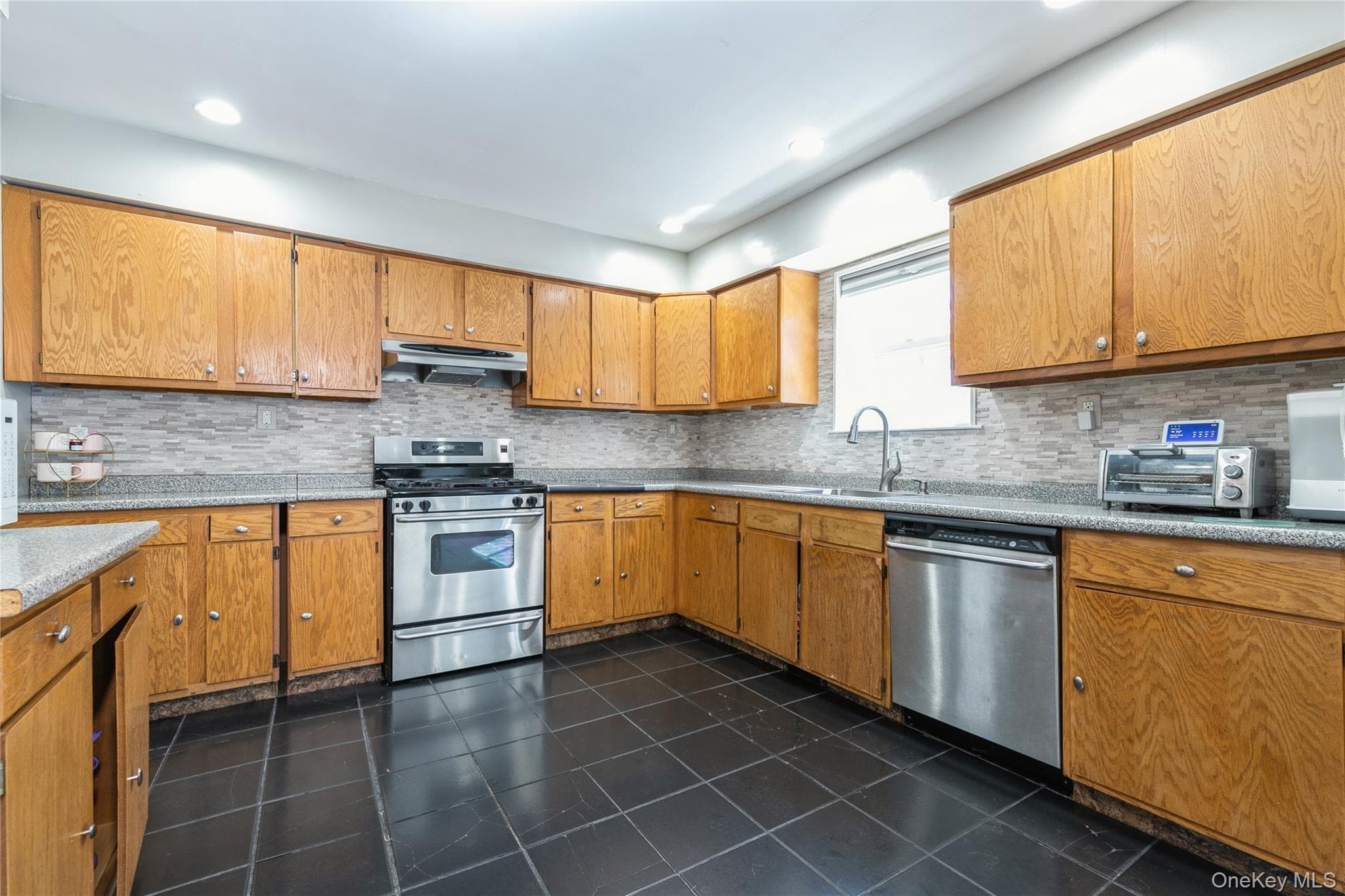 126 Washington Avenue thumbnail 13