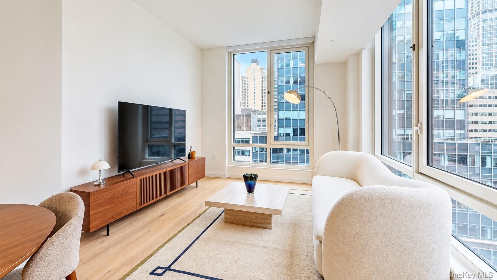 135 E 47th Street Unit: 22F thumbnail 13