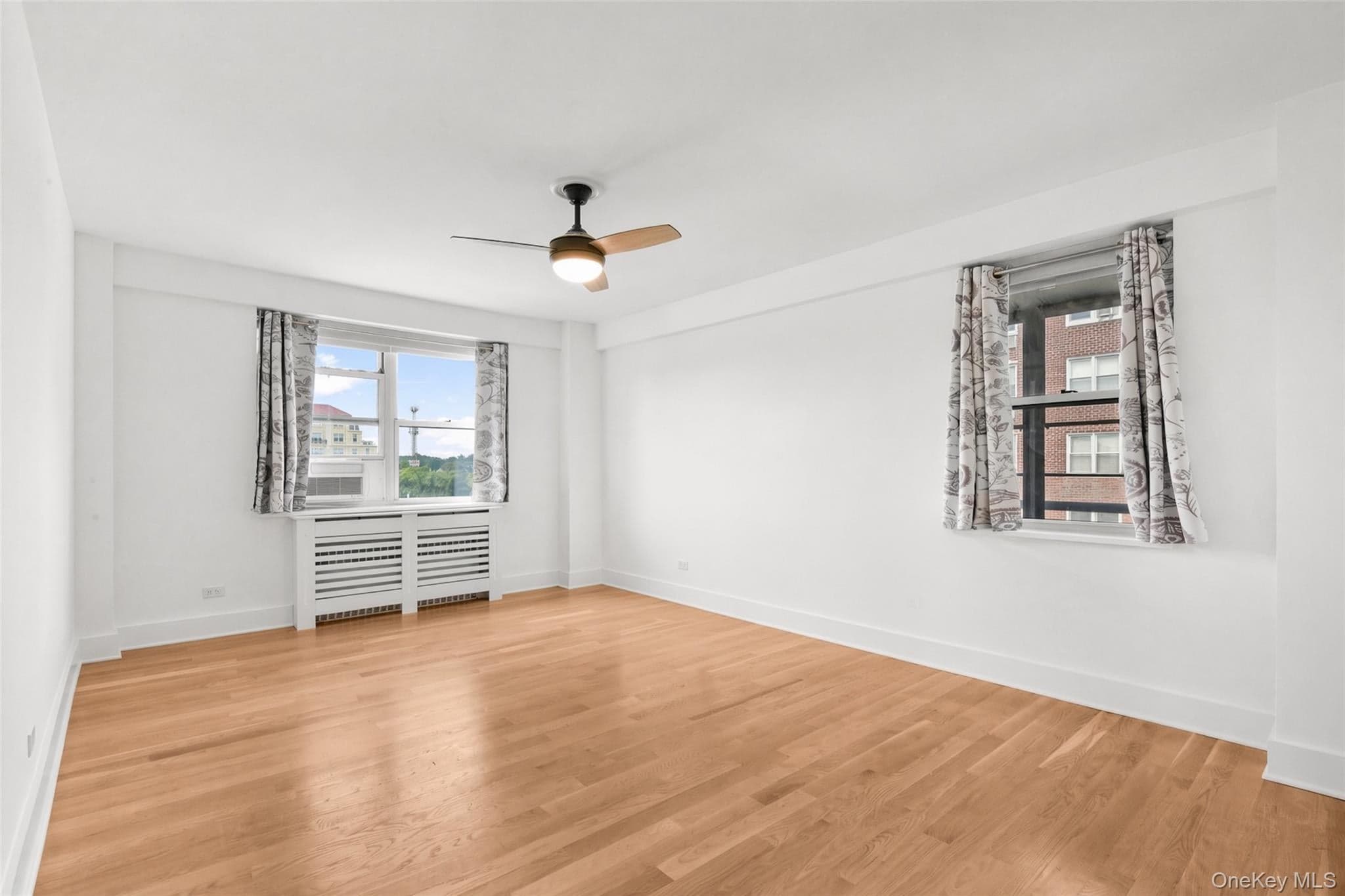 2 Washington Square Unit: 3E thumbnail 14
