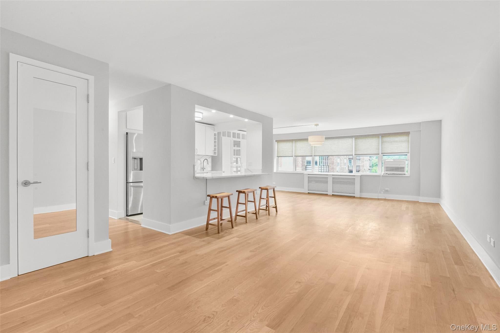 2 Washington Square Unit: 3E thumbnail 3