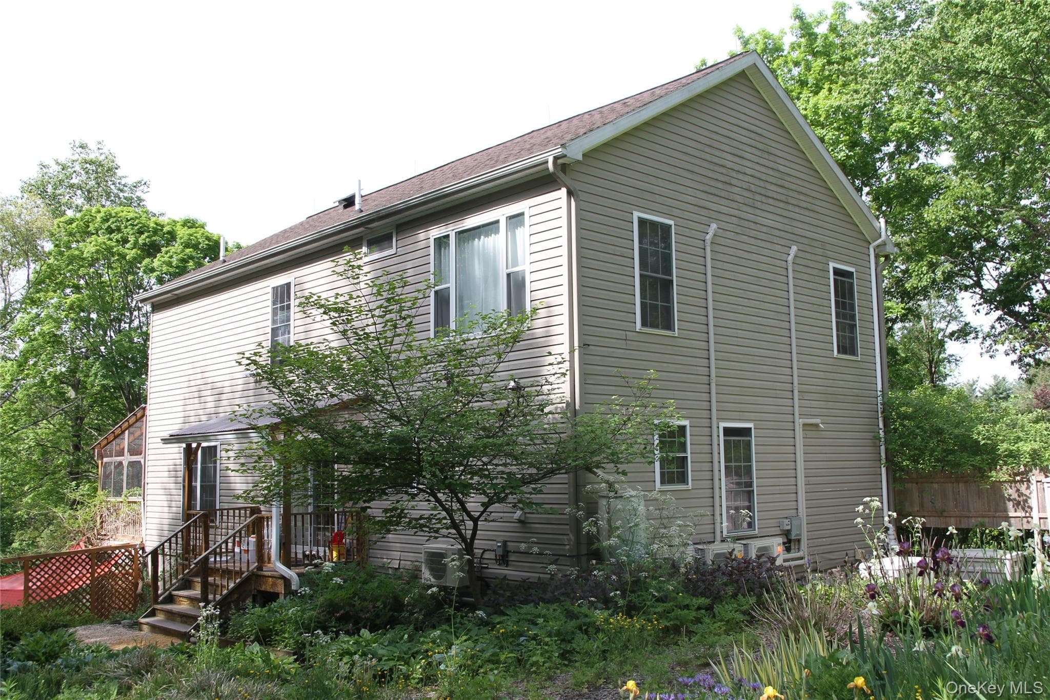 60 Eddy Road thumbnail 10
