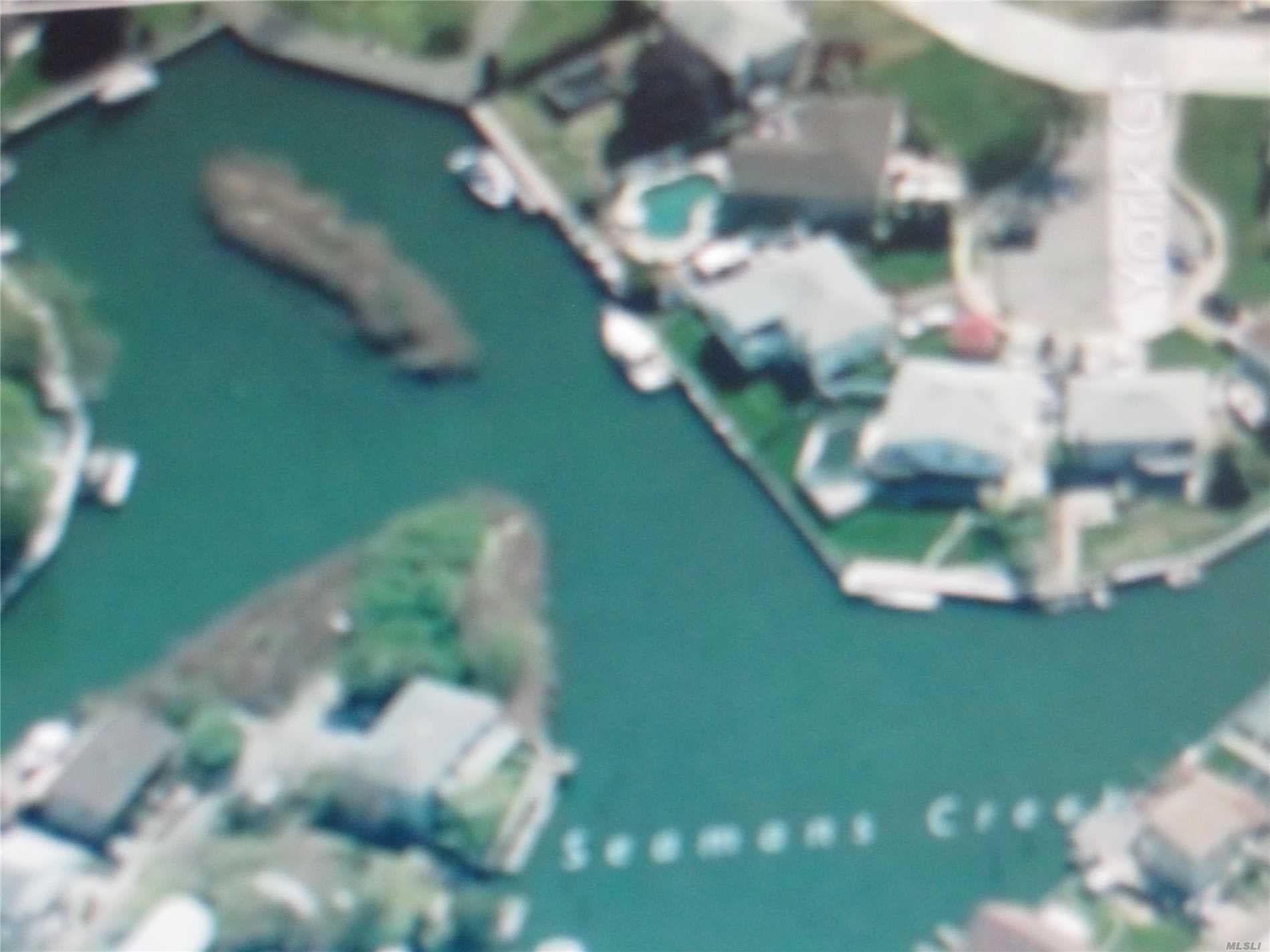 Island Place photo 1