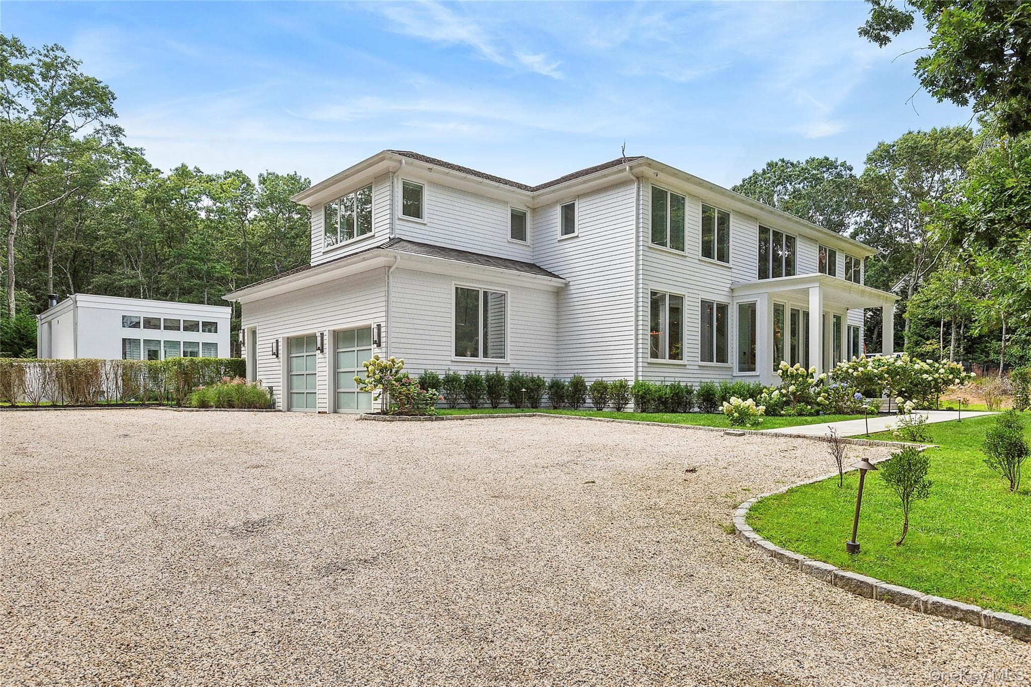 1552 Deerfield Road thumbnail 9