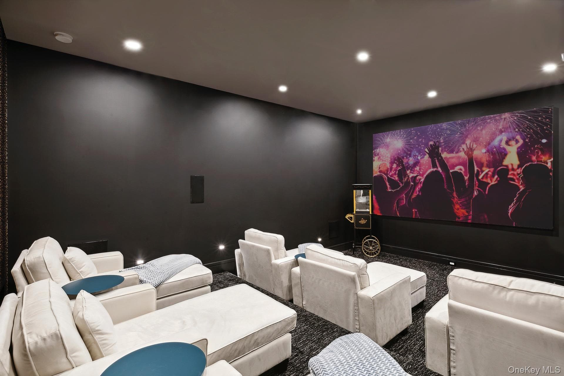 1552 Deerfield Road thumbnail 32