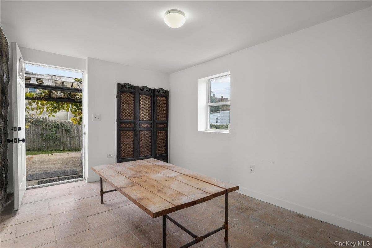 75 Dartmouth Avenue thumbnail 12