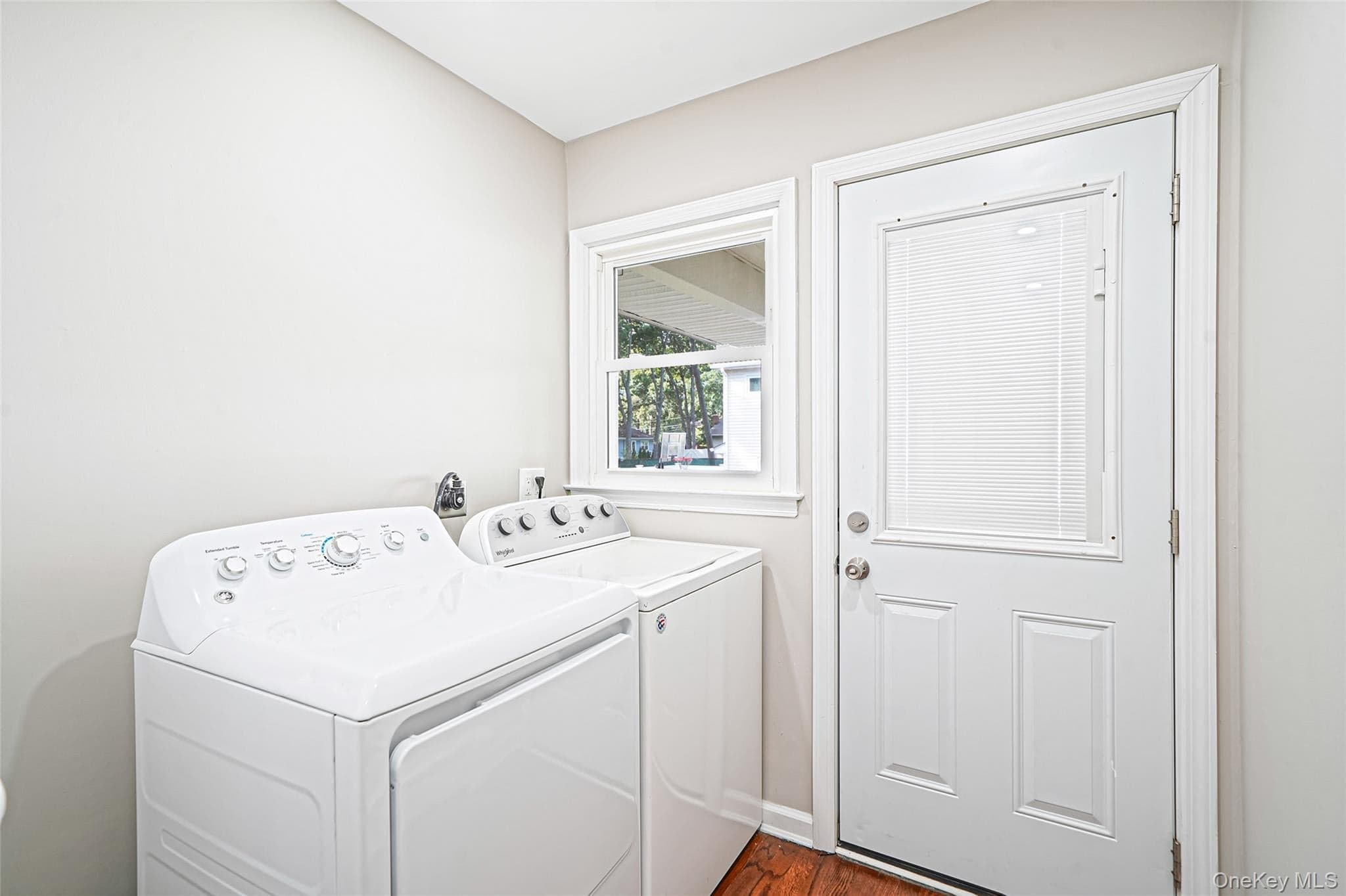 132 Smith Avenue thumbnail 8