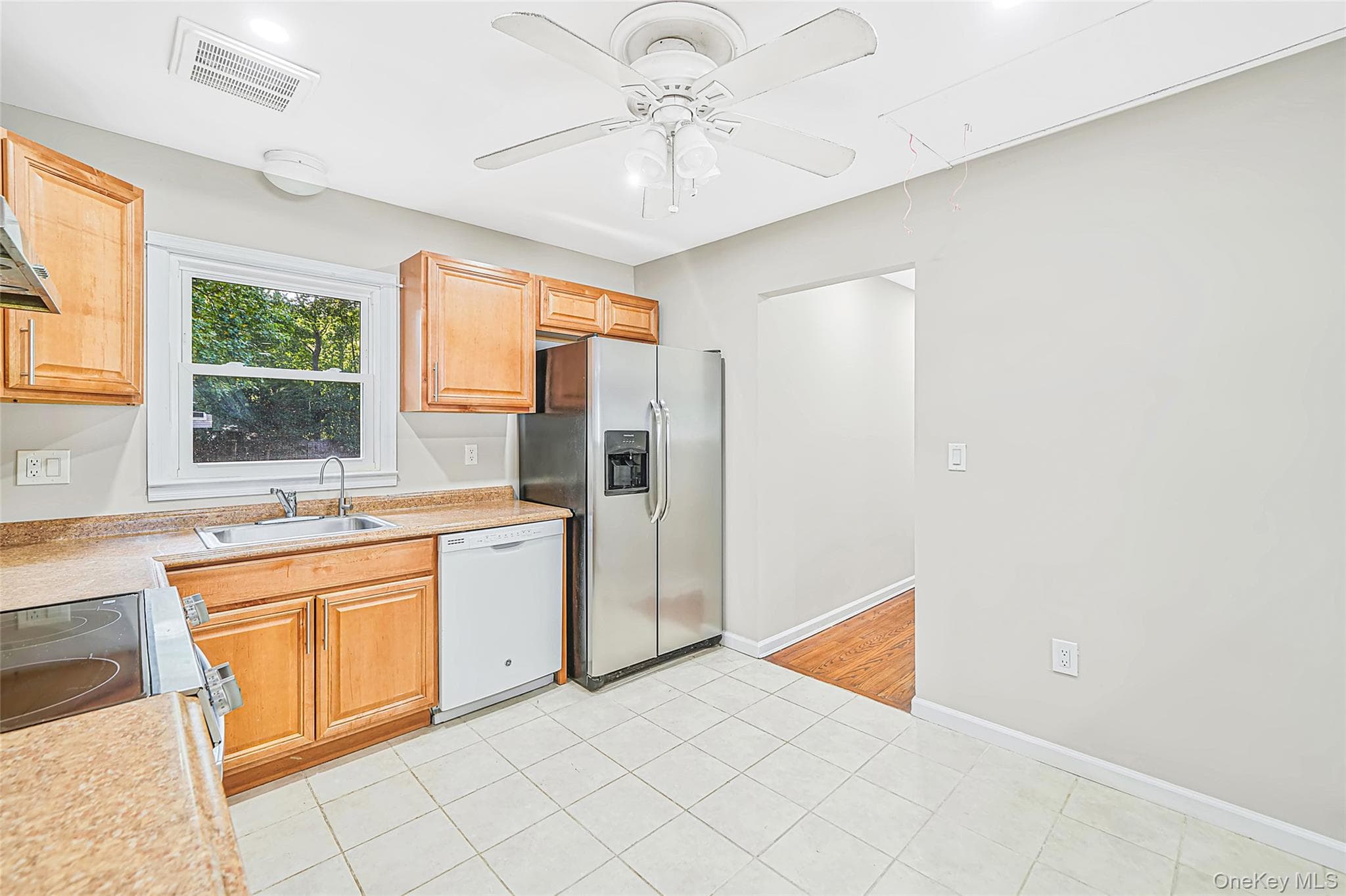132 Smith Avenue thumbnail 6
