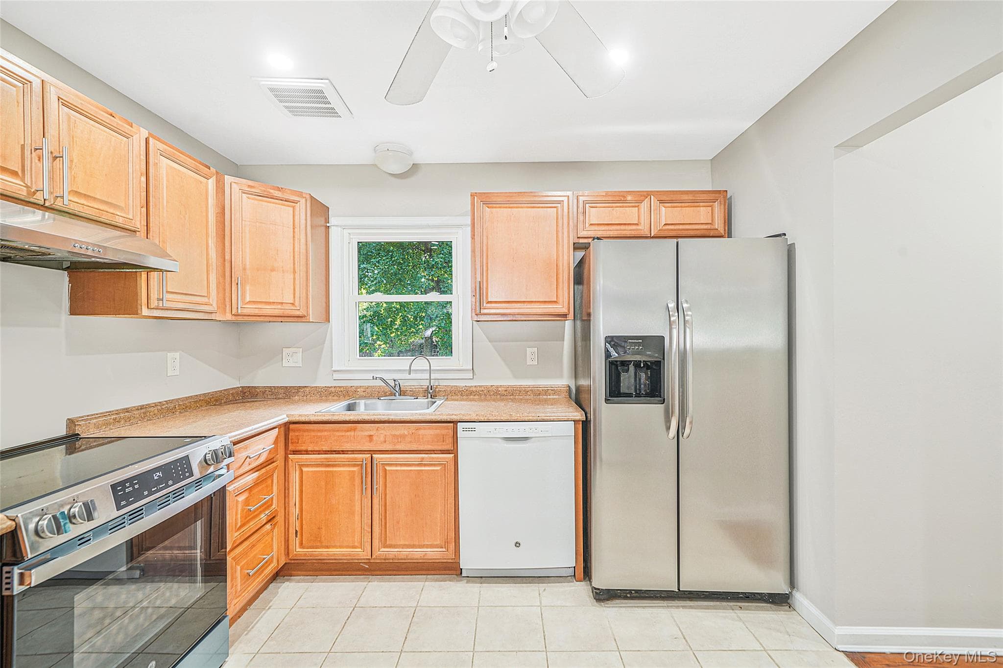 132 Smith Avenue thumbnail 7