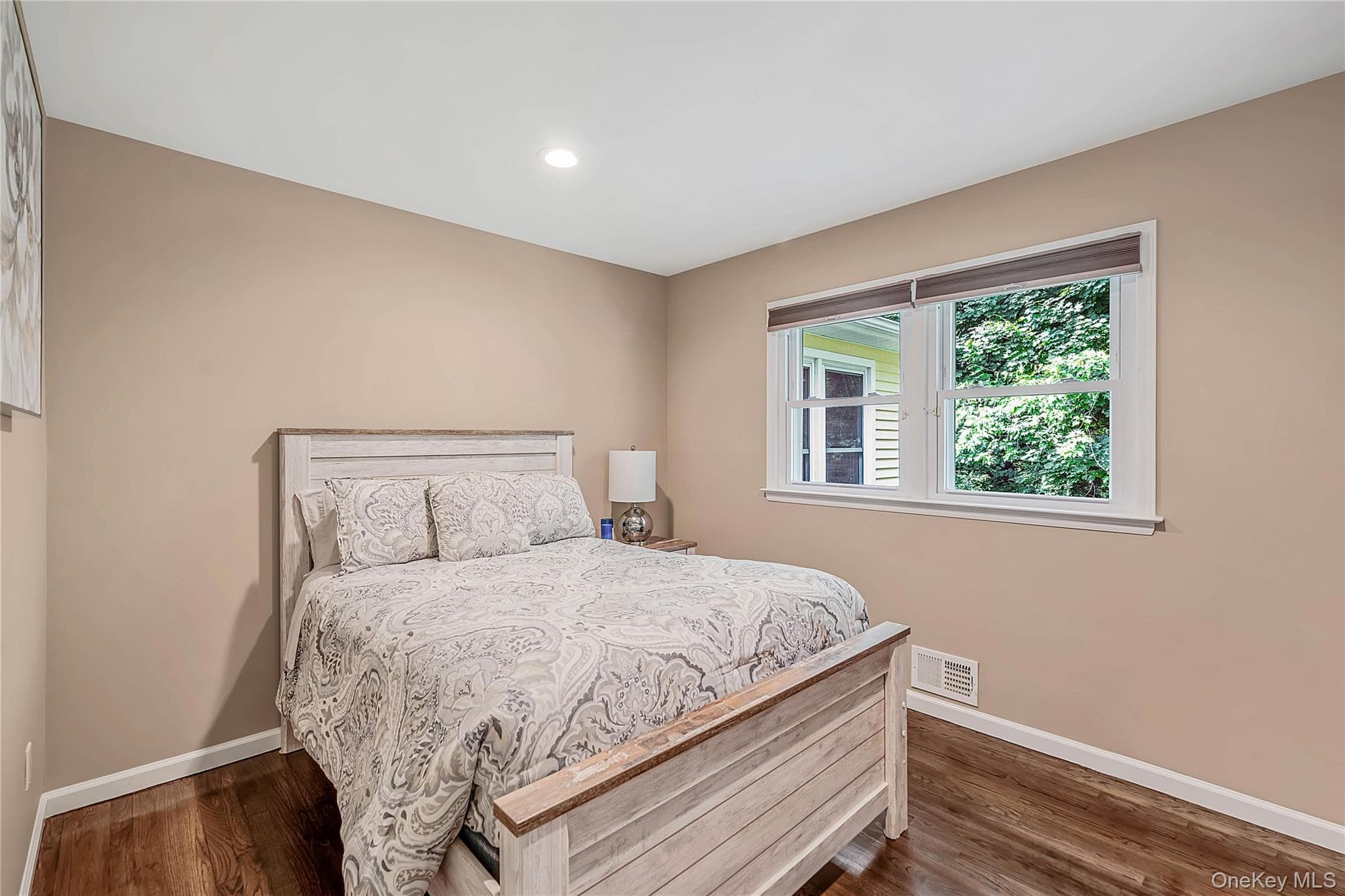 10 Williamsburg Drive thumbnail 15
