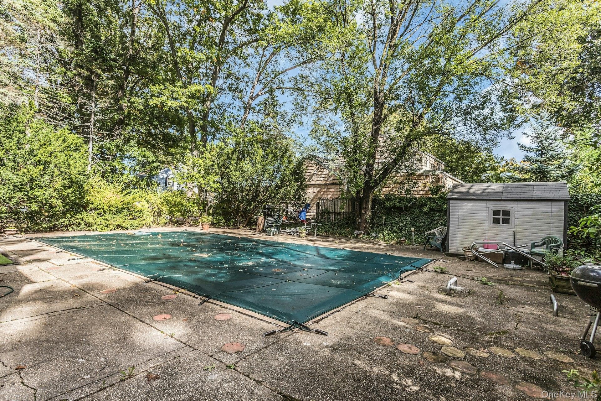 915 Glenwood Road thumbnail 25