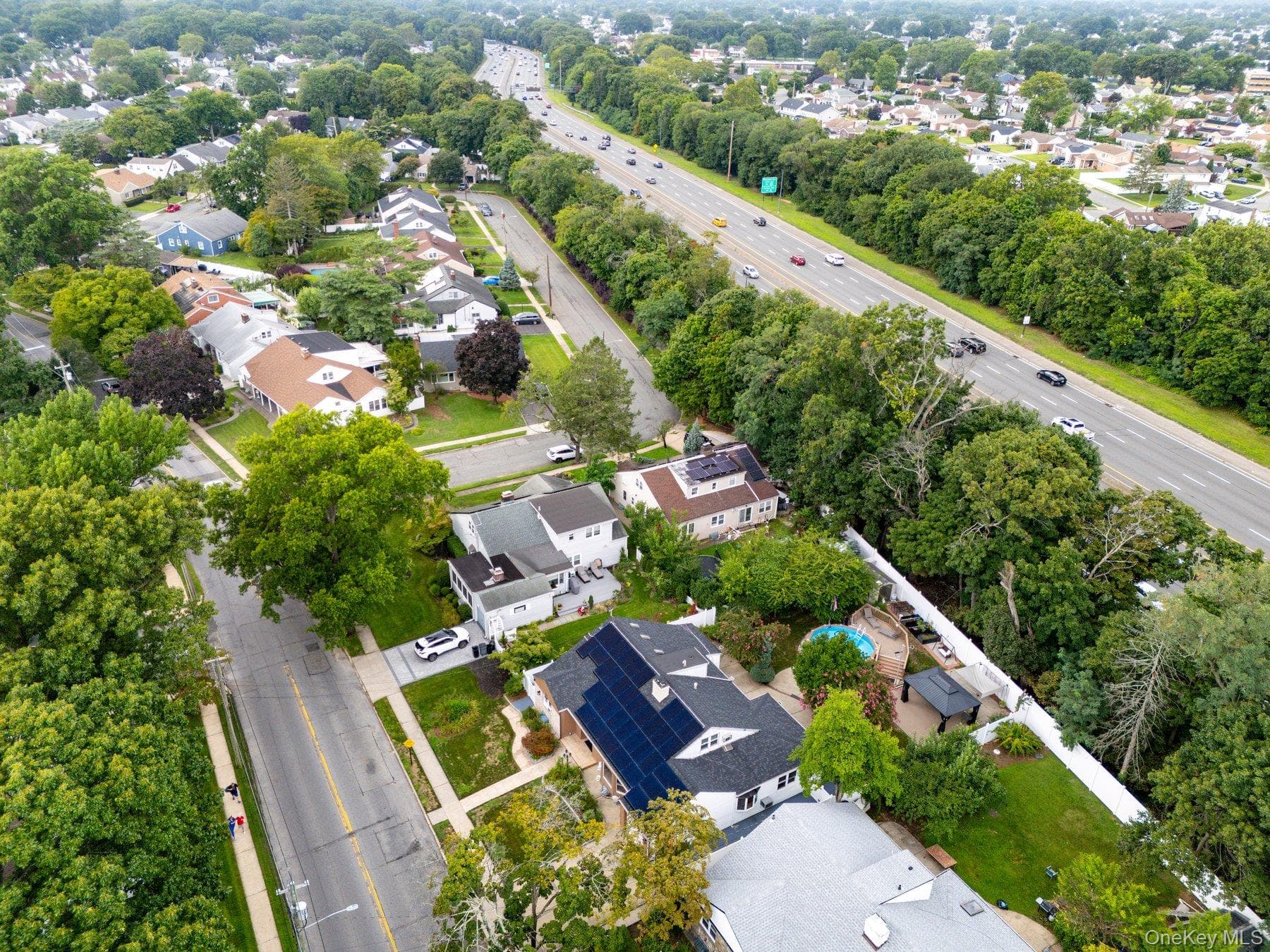 791 Cornwell Avenue thumbnail 4