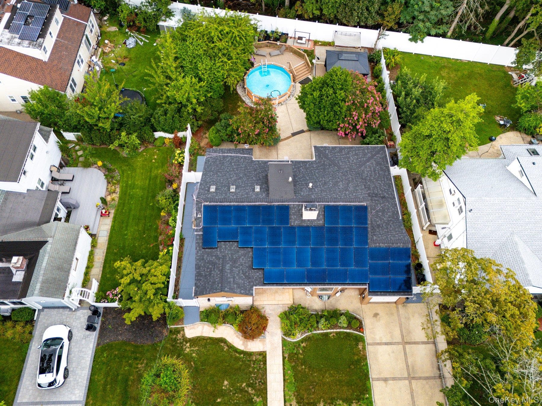 791 Cornwell Avenue thumbnail 3
