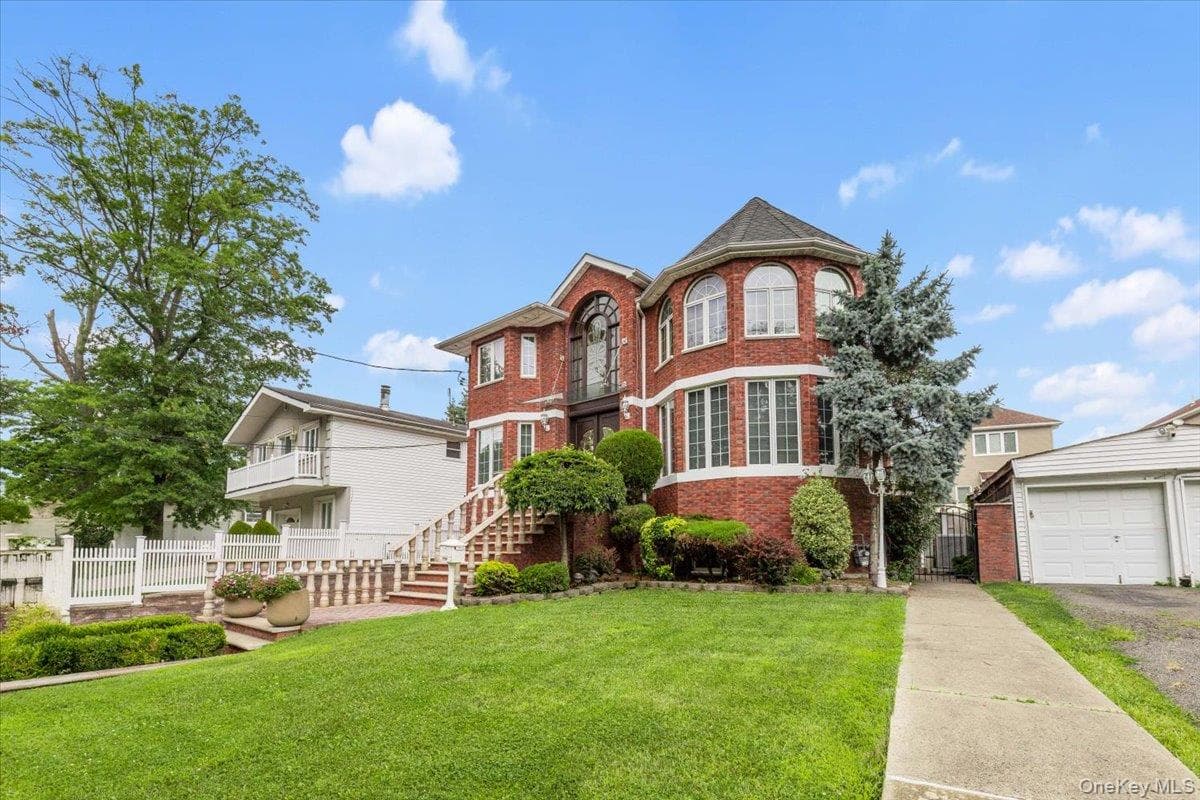 5125 Amboy Road thumbnail 5