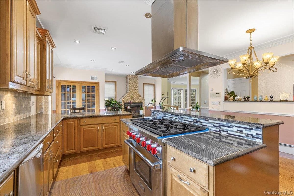 5125 Amboy Road thumbnail 18