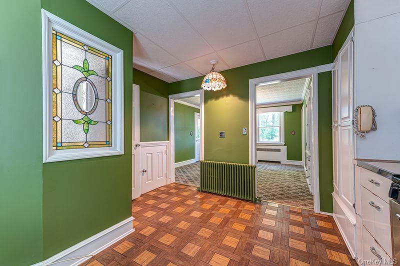 105 Laurel Lane thumbnail 7