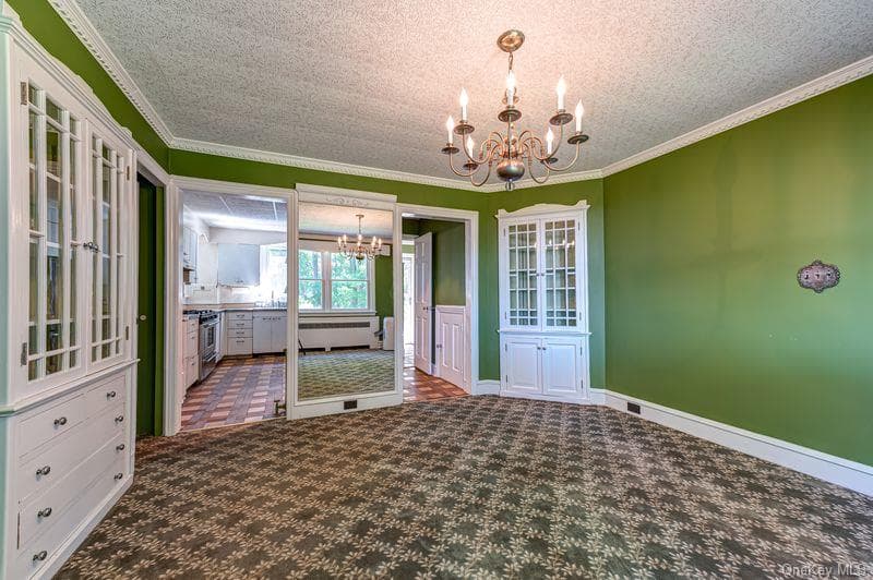 105 Laurel Lane thumbnail 9