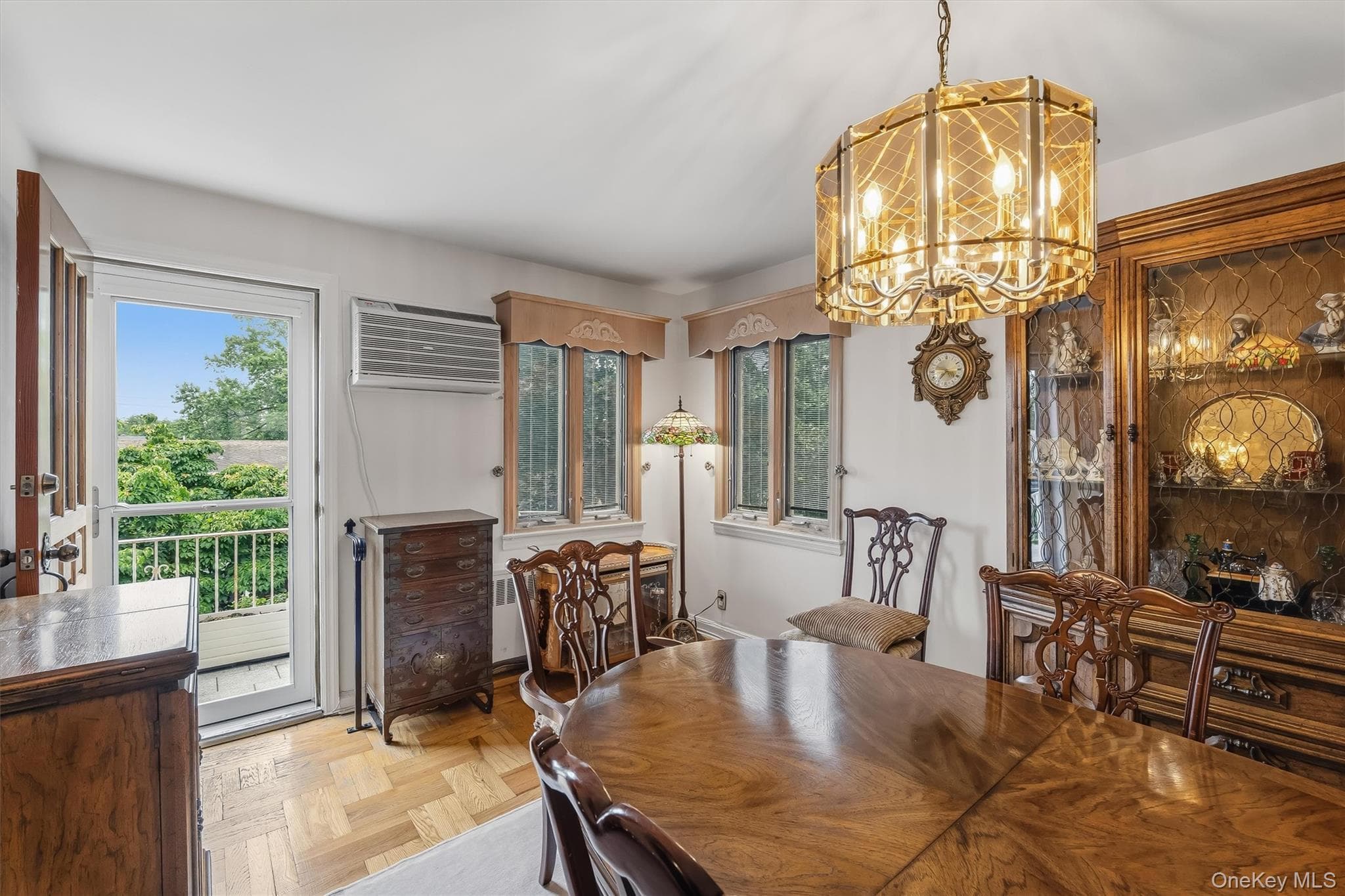 2324 Westervelt Avenue thumbnail 12