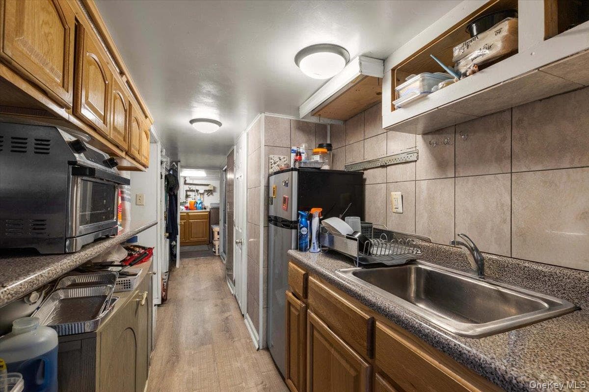 178 Winfred Avenue thumbnail 17