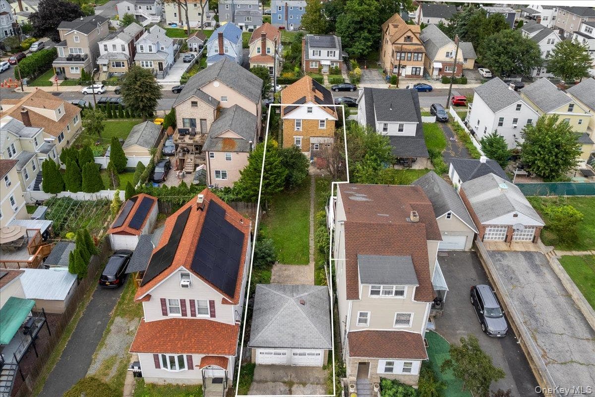 178 Winfred Avenue thumbnail 2