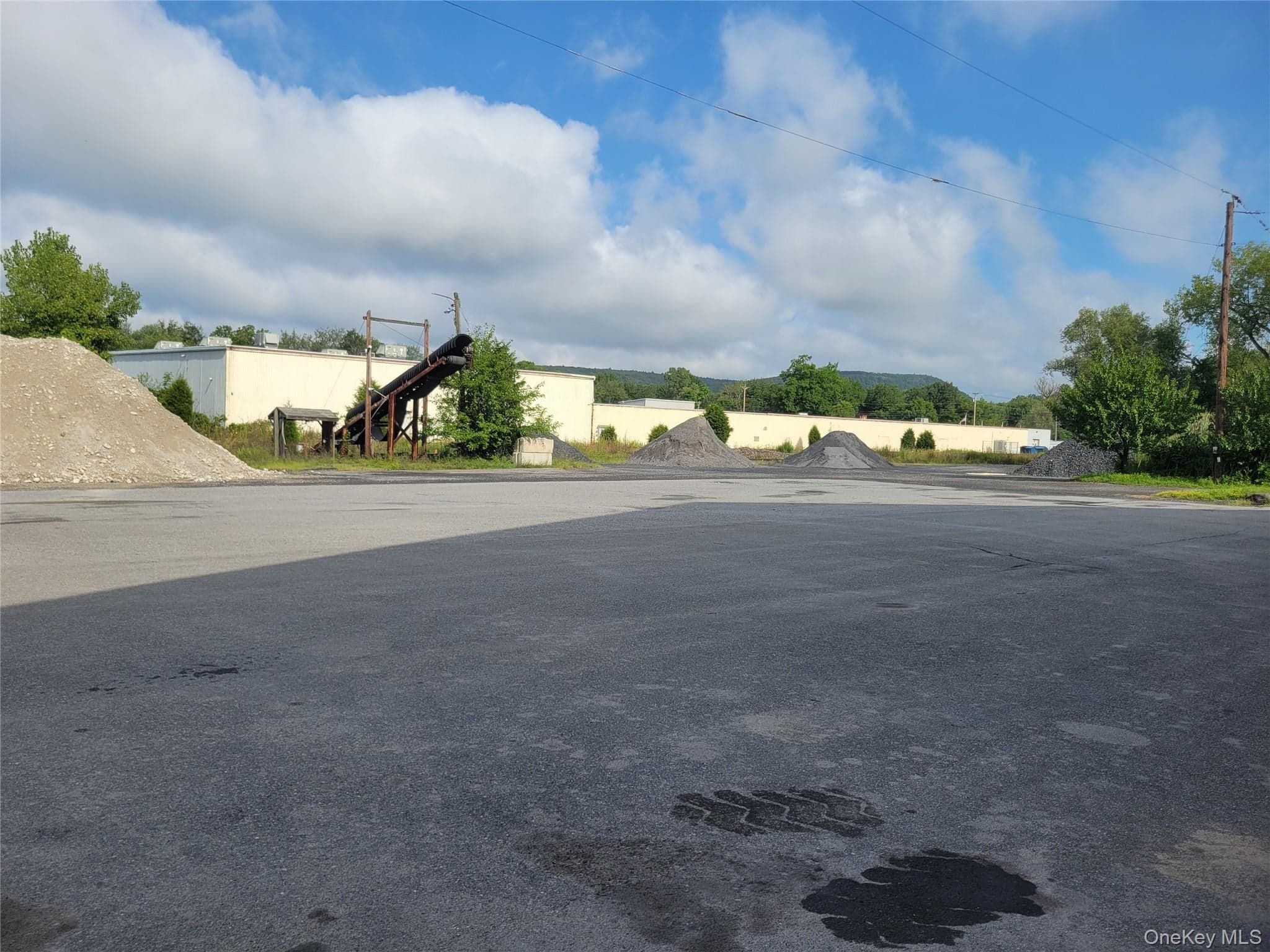 534 Glasco Turnpike thumbnail 19