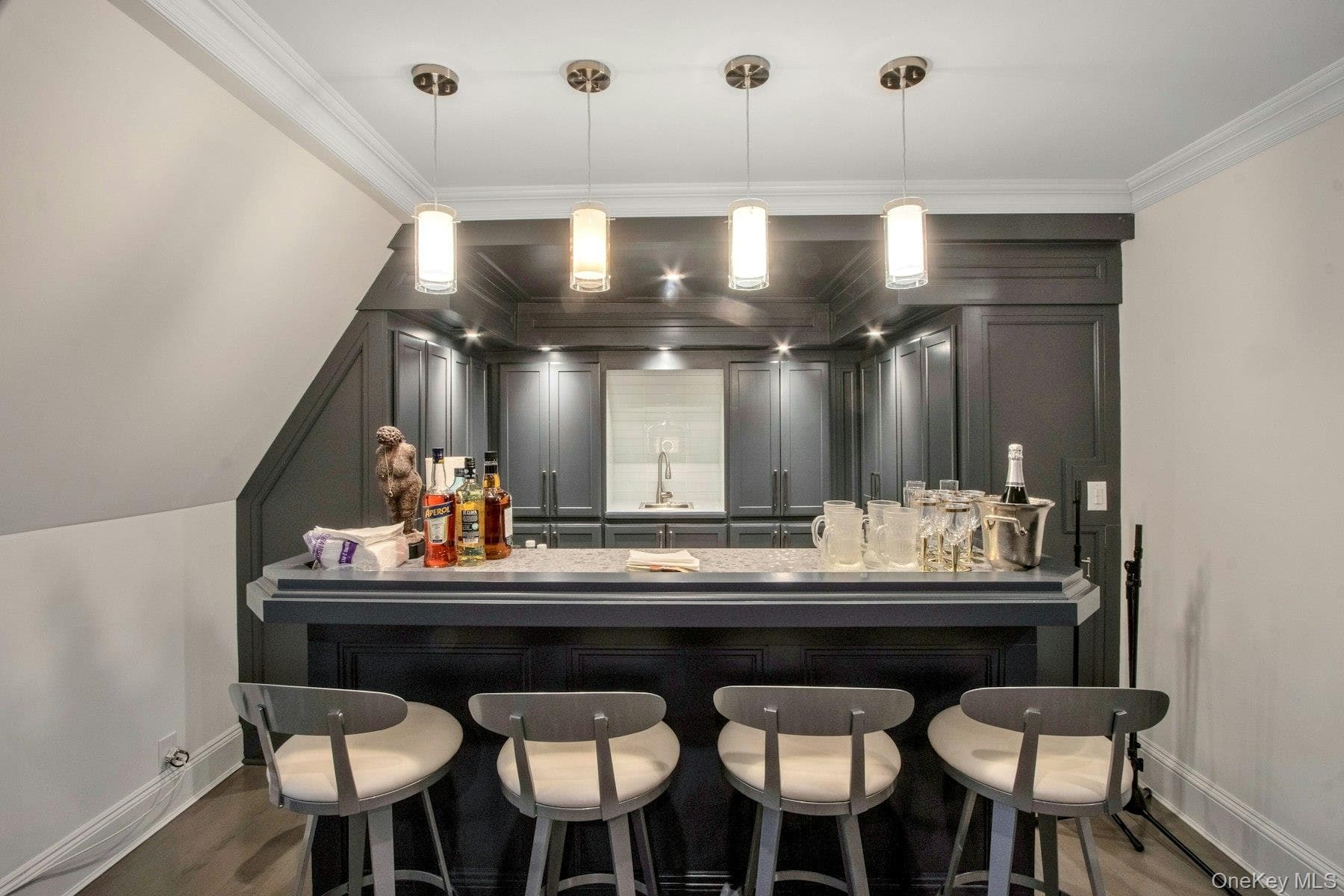 129 Washington Spring Road thumbnail 22