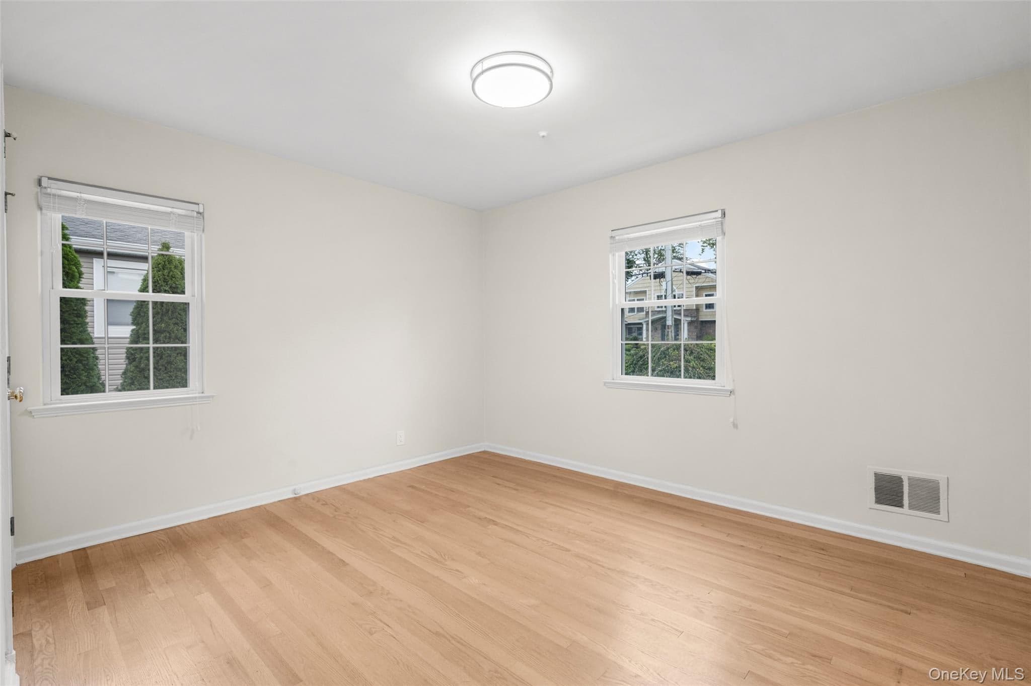 52 Dorchester Road thumbnail 15
