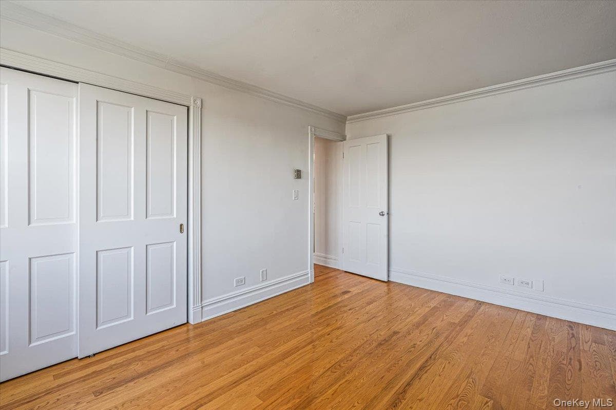 17-85 215th Street Unit: 11N thumbnail 24