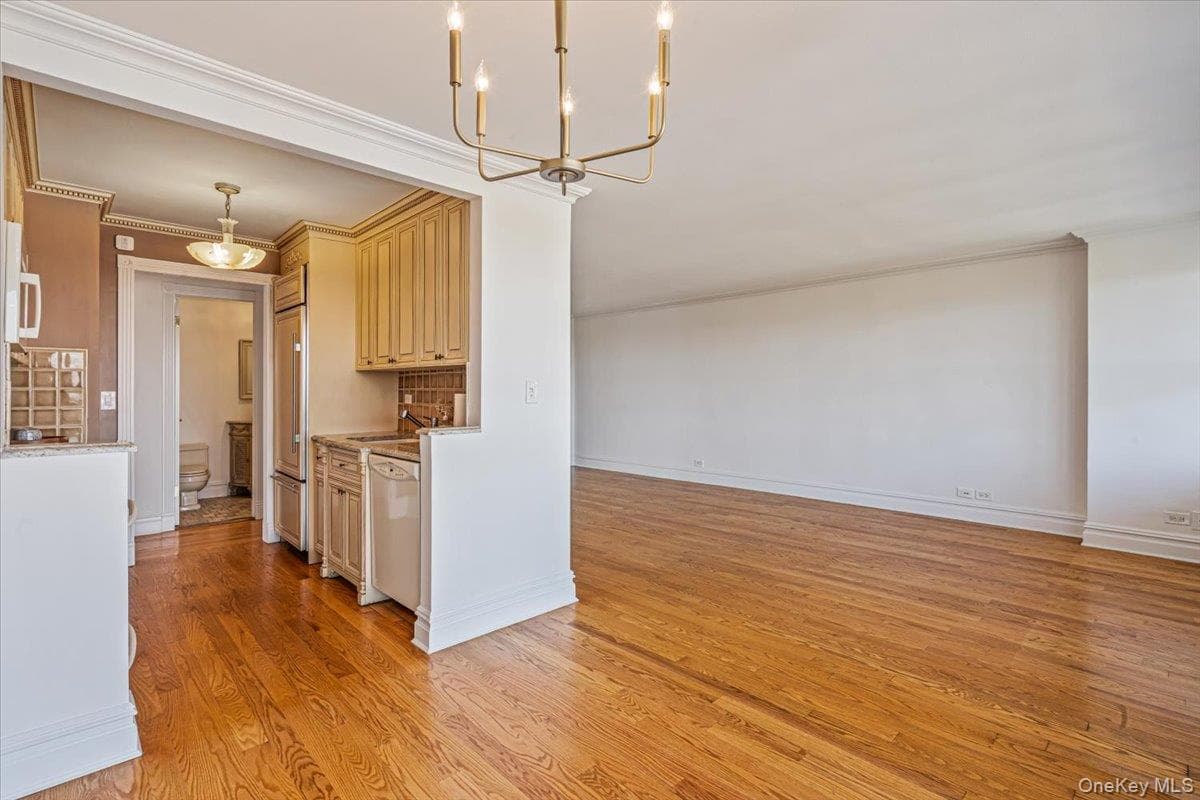 17-85 215th Street Unit: 11N thumbnail 10