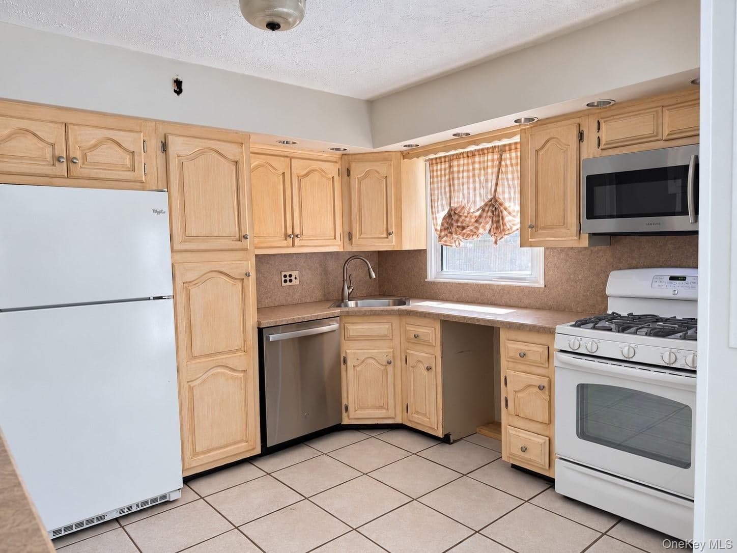 61 E Hall Avenue Unit: New City, NY 10956 thumbnail 6