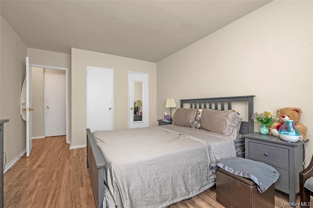 84-25 118 Street Unit: 3D thumbnail 6
