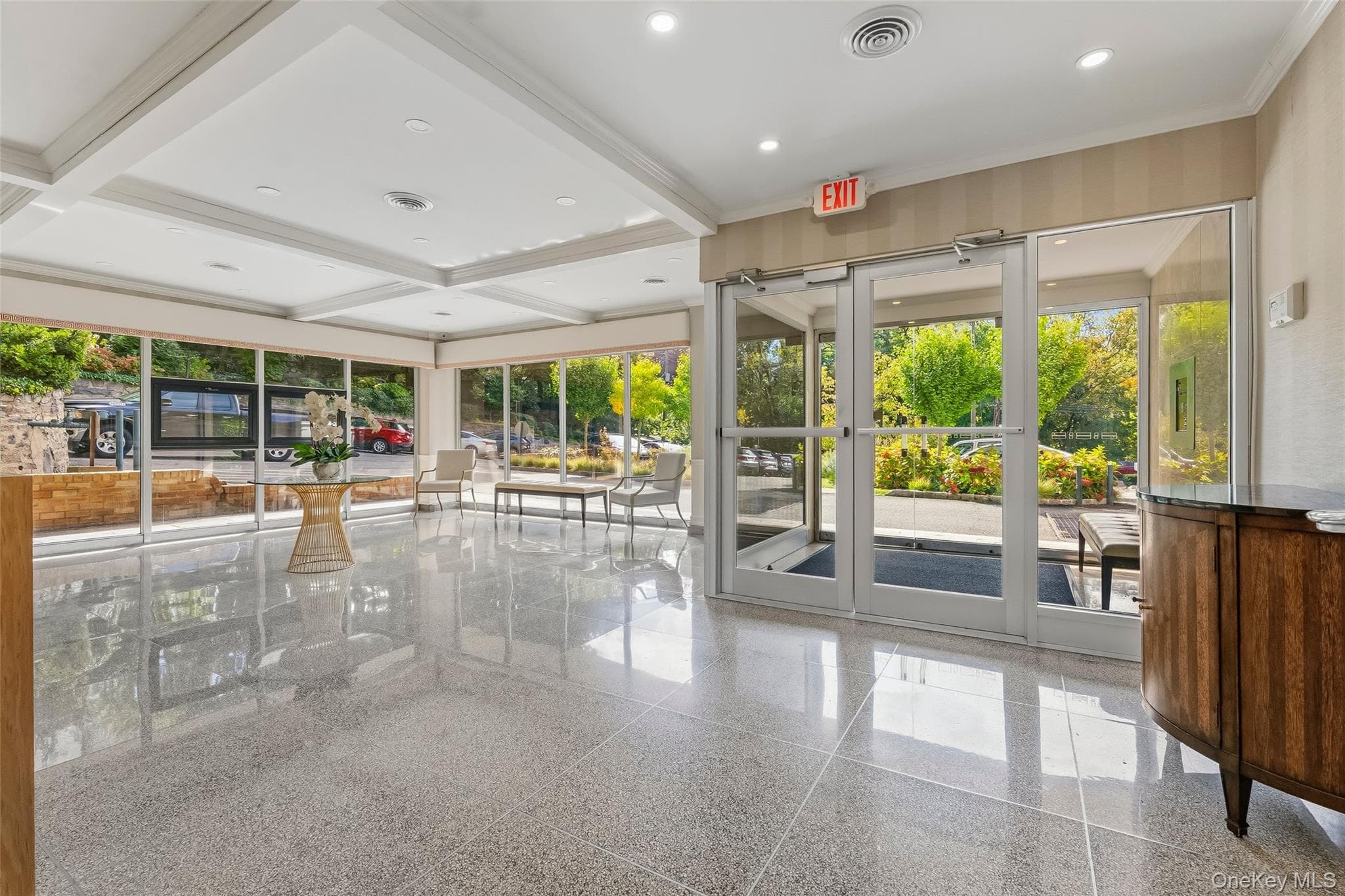 72 Pondfield Road Unit: 4C thumbnail 2