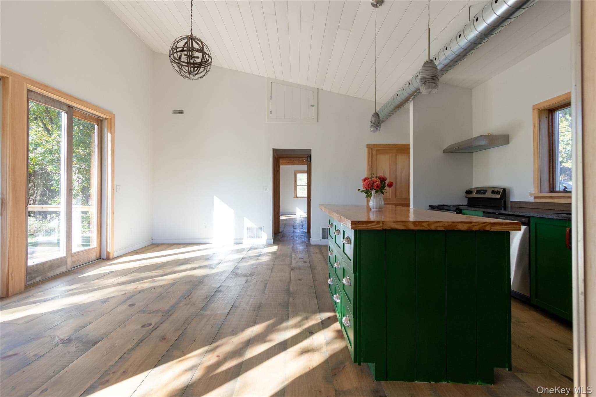 1024 Livingston Road thumbnail 6