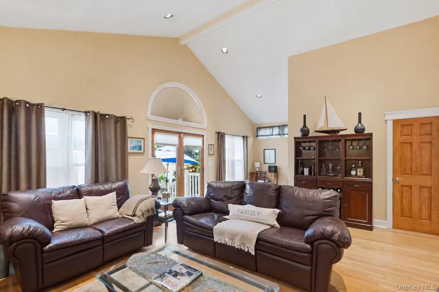 2365 Swenson Place thumbnail 15