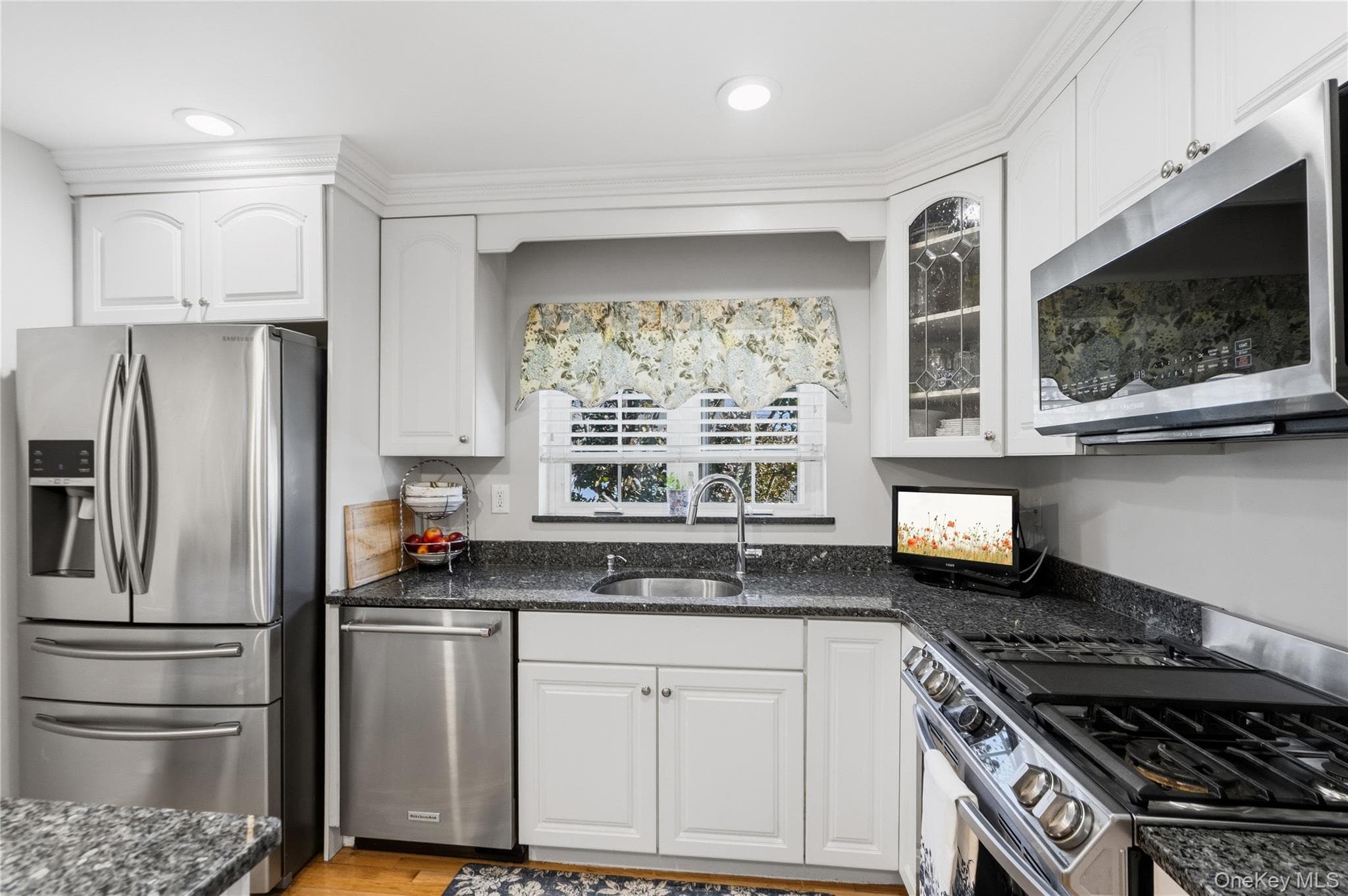 2365 Swenson Place thumbnail 12