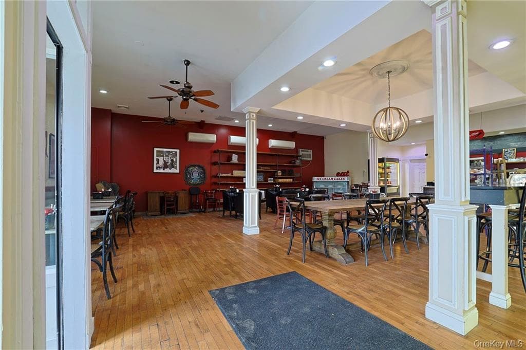 506 Broadway thumbnail 13