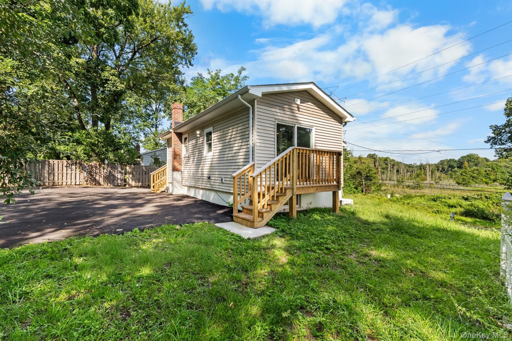 19 Dykes Park Road thumbnail 16