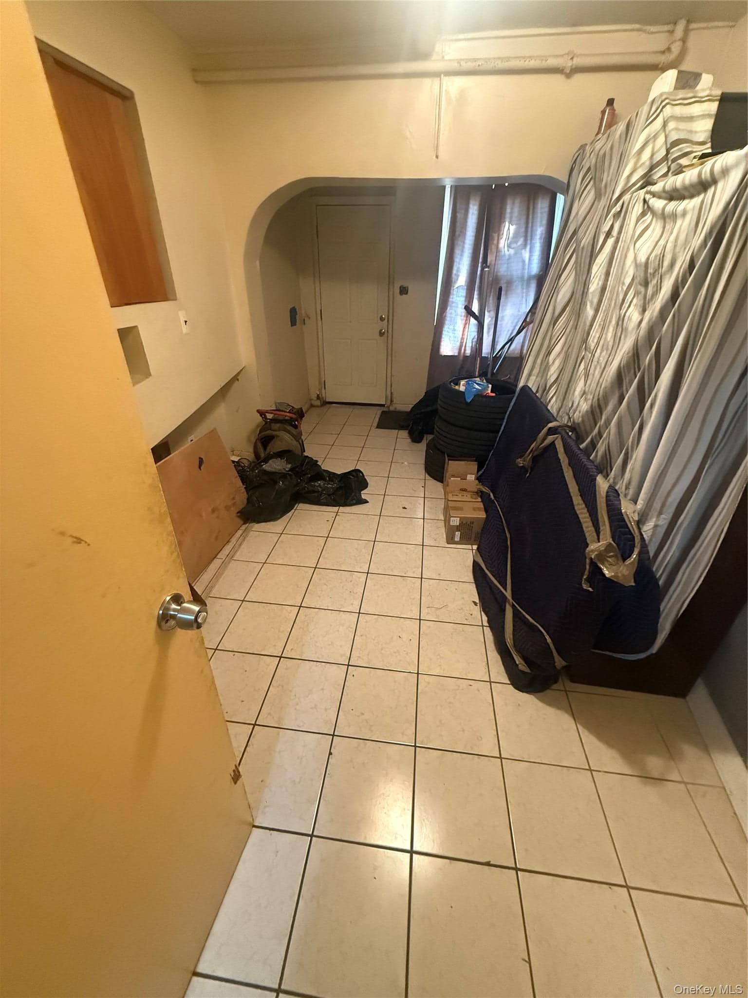 925 E 227th Street thumbnail 13