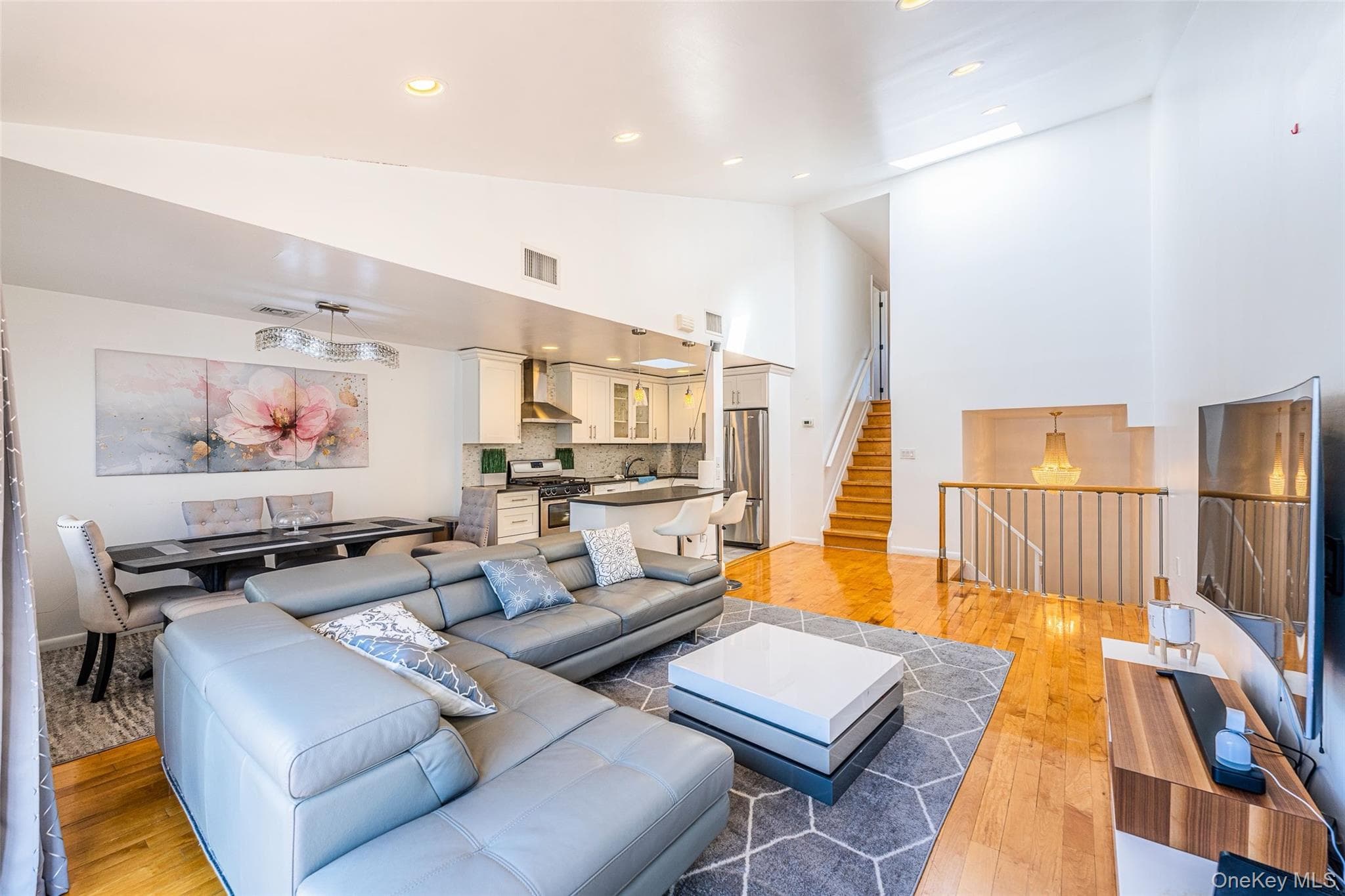 12012 Riviera Court Unit: 20B thumbnail 6