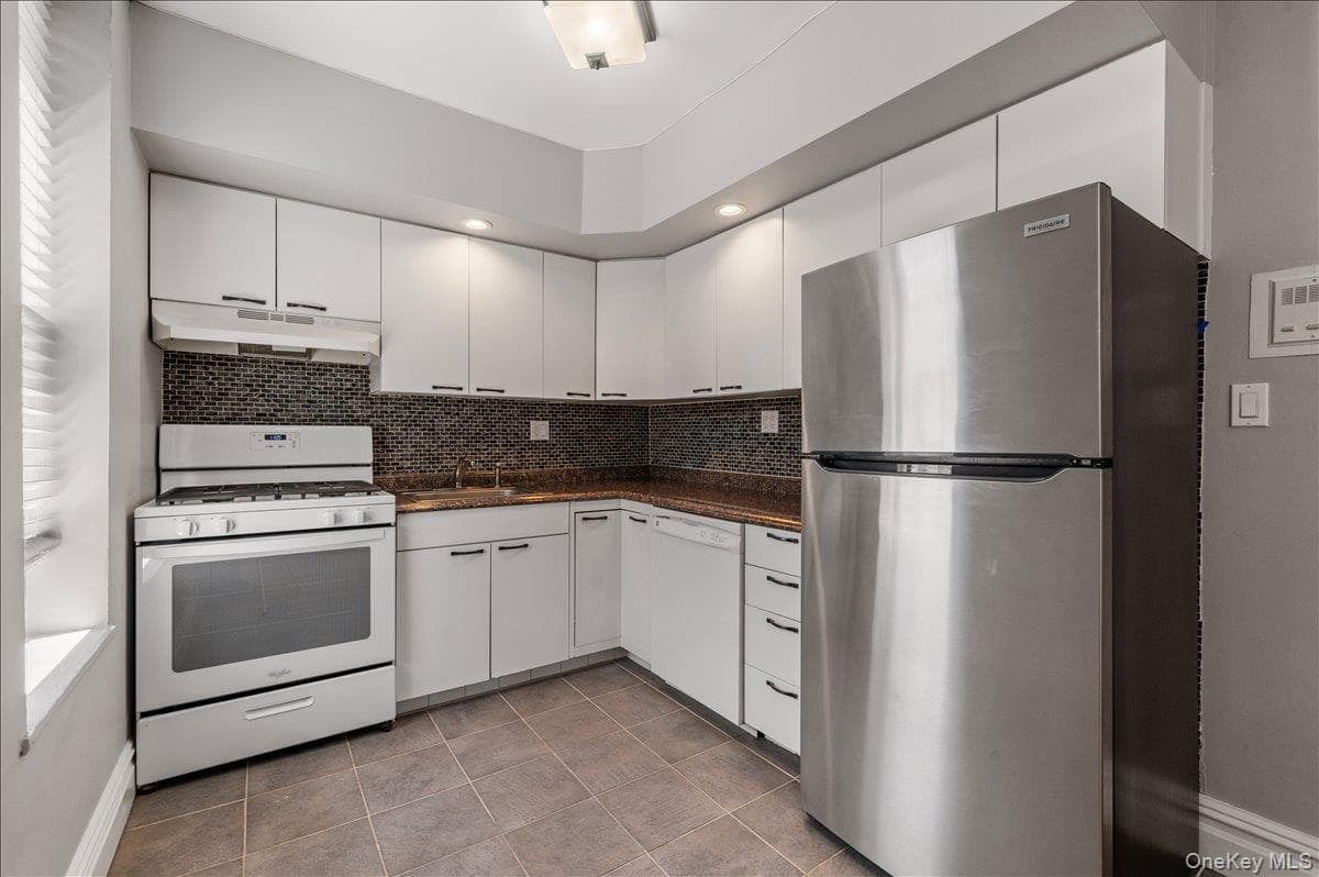 83-52 Talbot Street Unit: 6H thumbnail 11