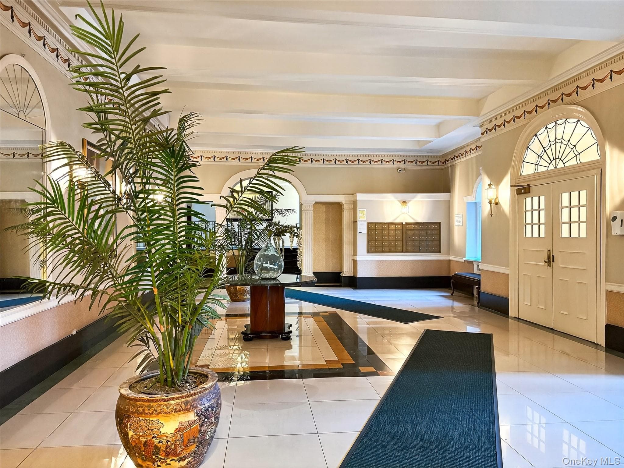 45 Kew Gardens Road Unit: 5N thumbnail 2