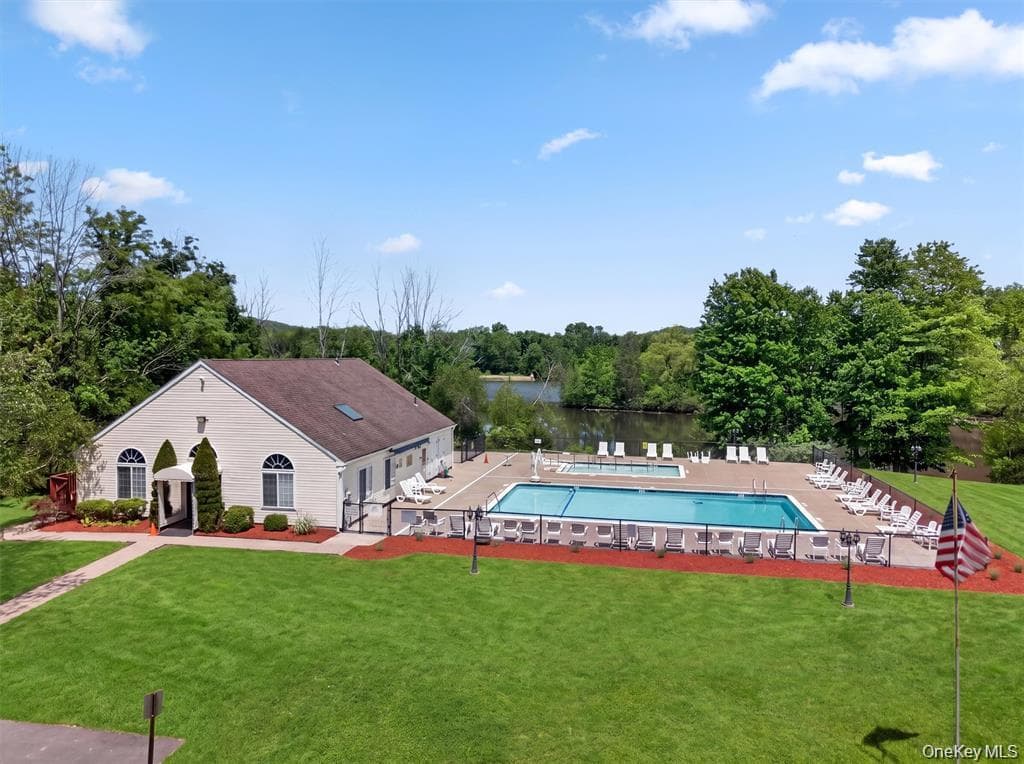 607 Mountain Laurel Drive thumbnail 30