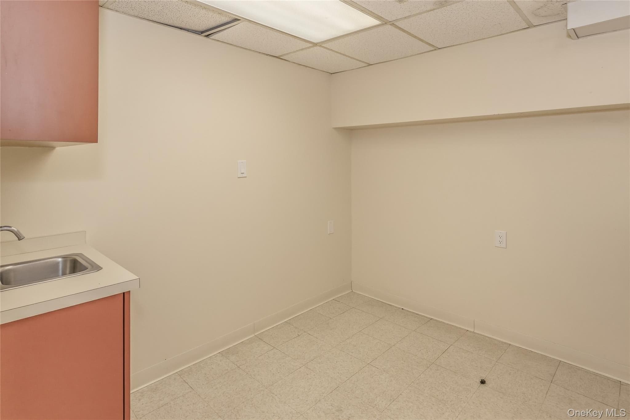 325 E Park Avenue thumbnail 38