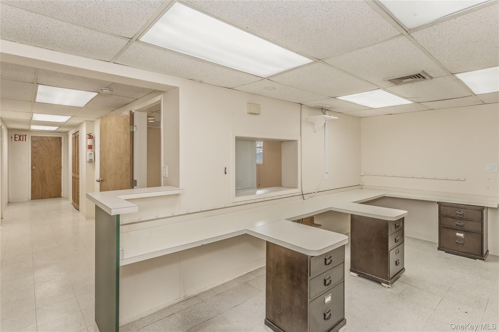 325 E Park Avenue thumbnail 36