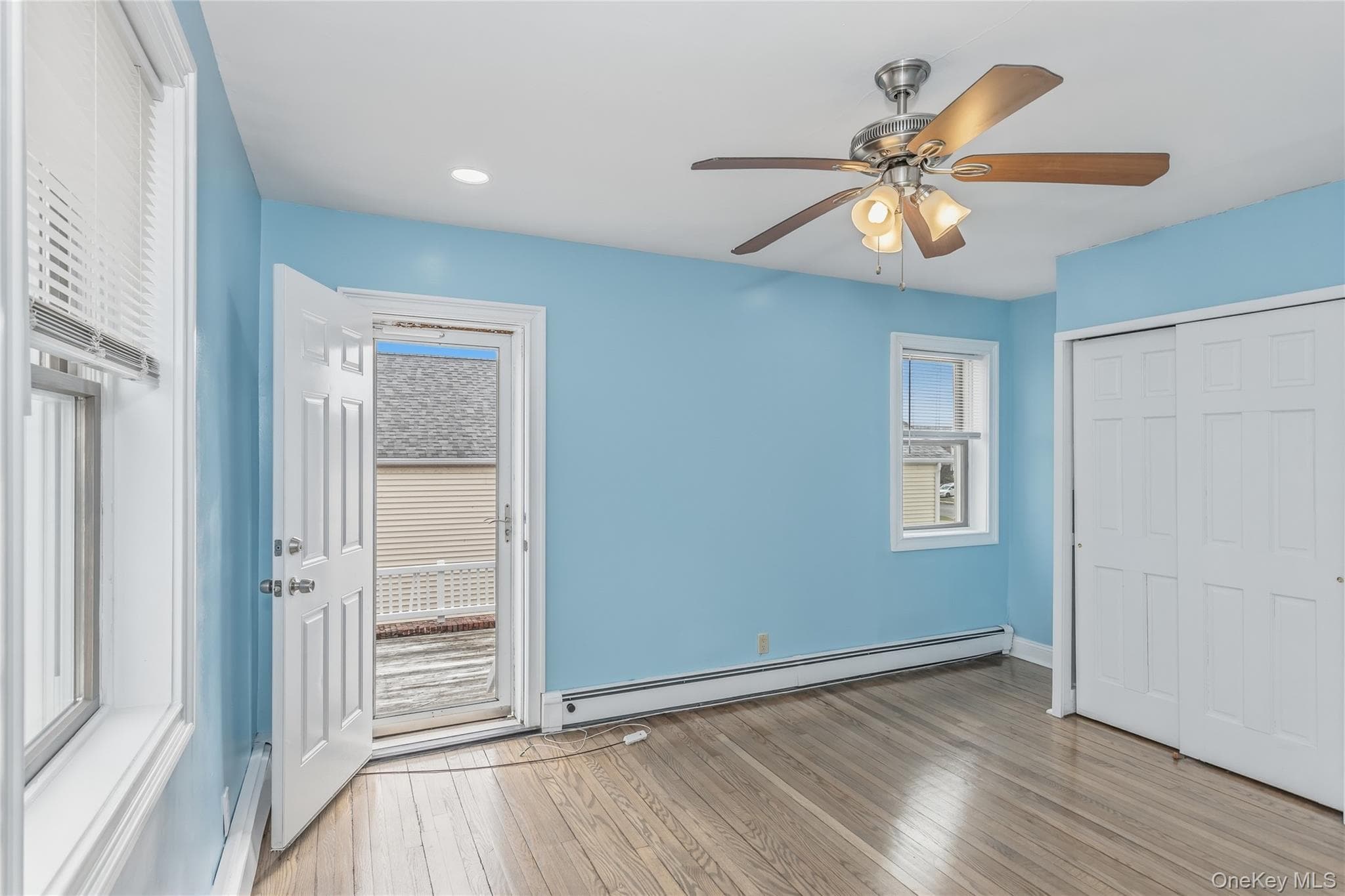 325 E Park Avenue thumbnail 16