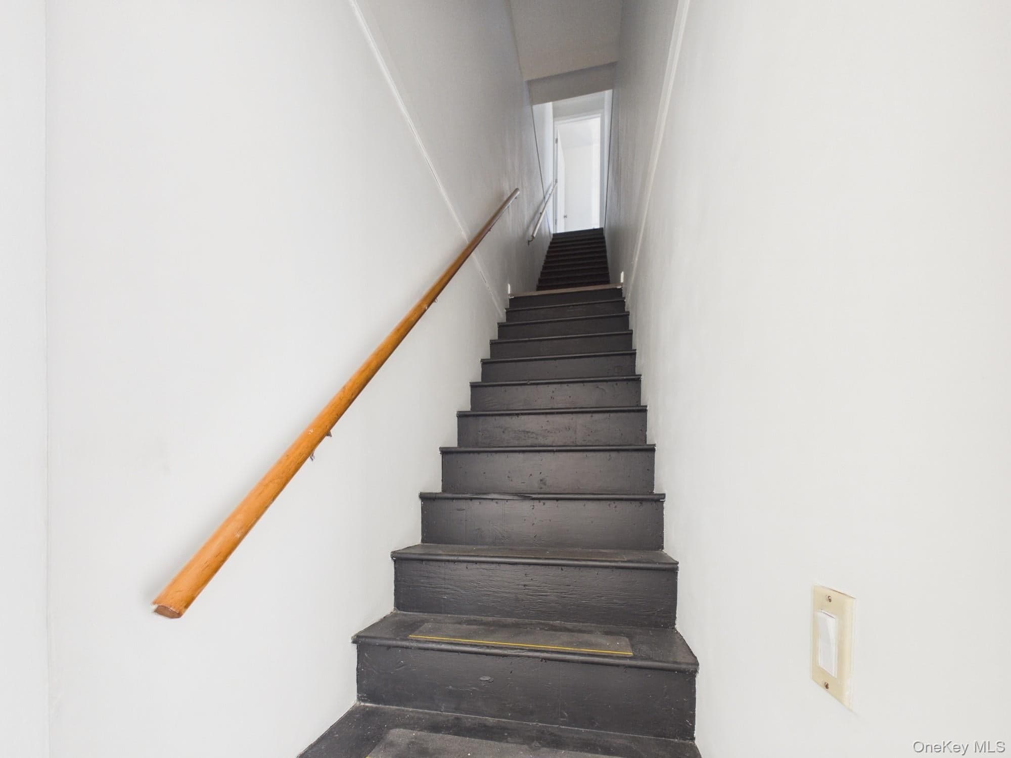 1222 Vyse Avenue thumbnail 20