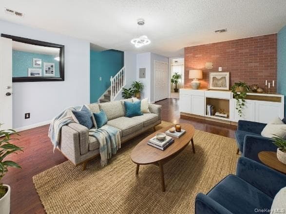 1222 Vyse Avenue thumbnail 2