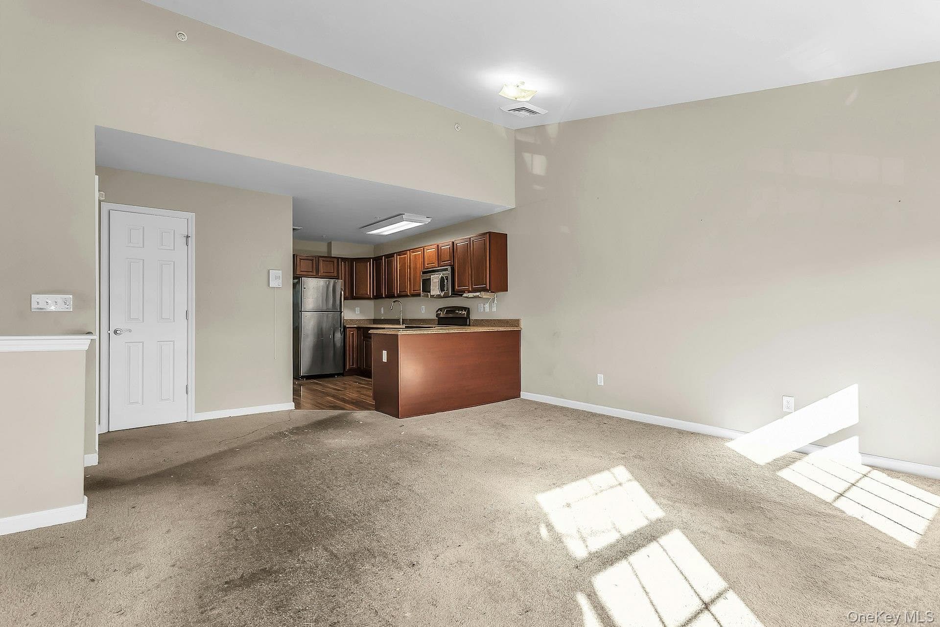 1128 Willow Lane thumbnail 6