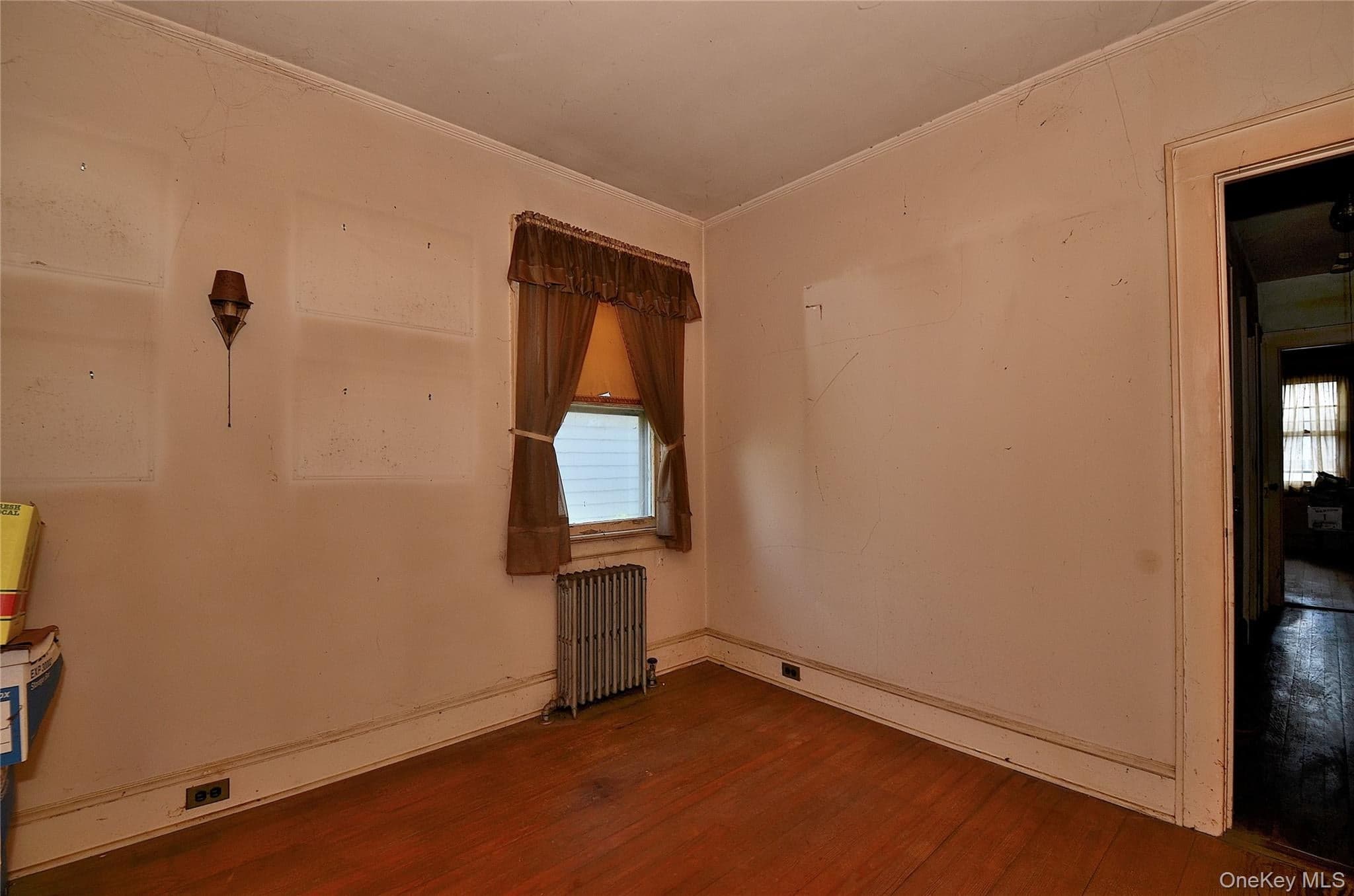 2586 Riverside Drive thumbnail 13