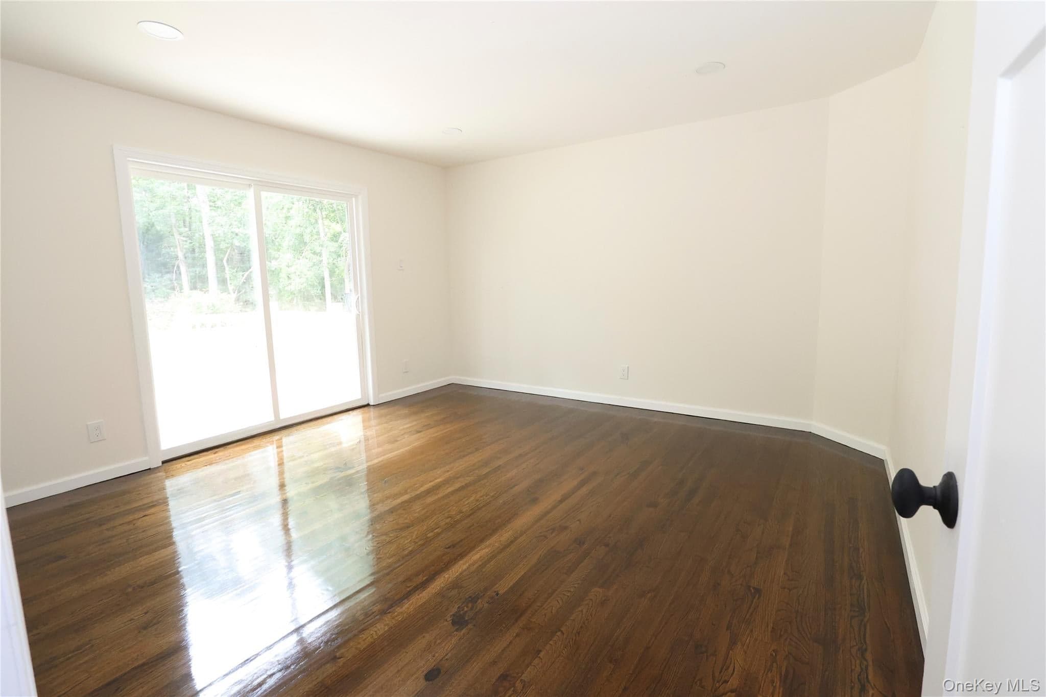 472 Nichols Road thumbnail 7